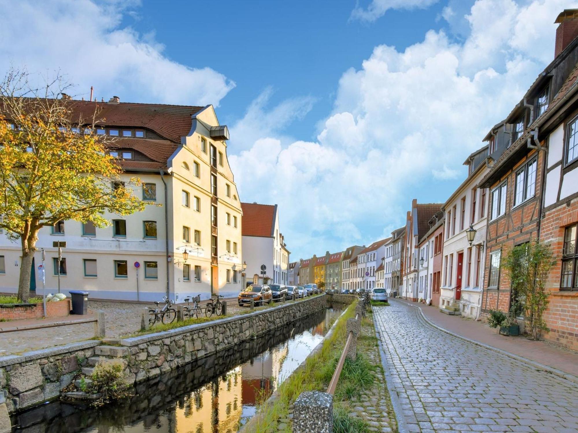 Modern Apartment In Wismar With Private Terrace Eksteriør billede